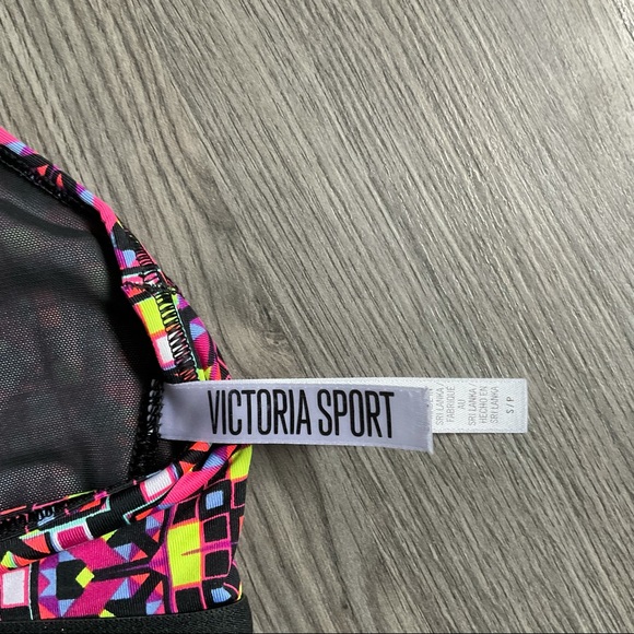 NWOT Victoria’s Secret Sport Racerback Sports Bra - Picture 3 of 3